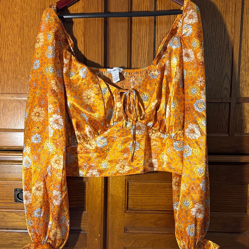 Rue+ Floral Boho Crop Blouse Tie Front Smocked Festival Concert Liquid Satin